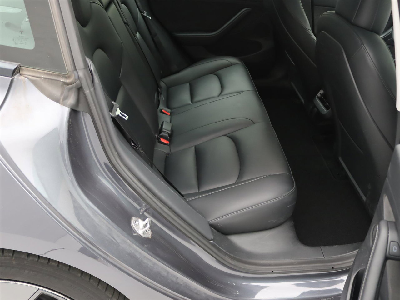 Tesla Model 3 Long-Range AWD 351pk 75 kWh UPGRADE 93,3% SoH [ RYZEN AMD+WARMTEPOMP+AUTOPILOT ] 15
