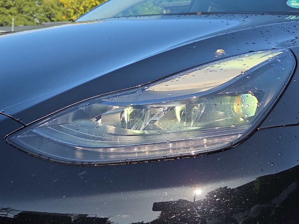 Tesla Model Y Standard RWD Plus [ AMD RYZEN+AUTOPILOT+19 INCH+PREMIUM AUDIO ] 22