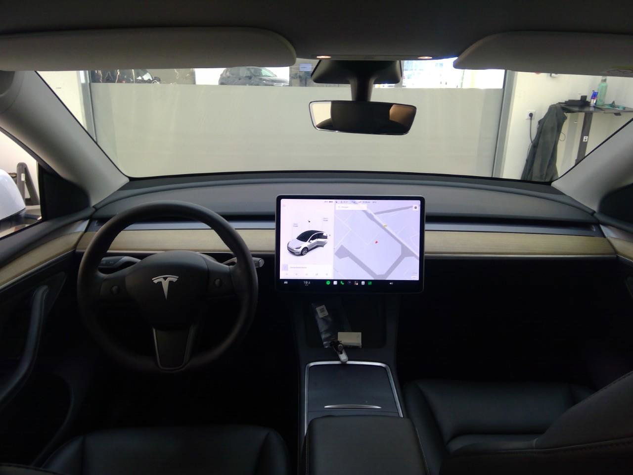 Tesla Model Y Long Range AWD 75kWh 351pk 92.4% SoH [ AUTOPILOT+19 INCH+PREMIUM AUDIO ] 4