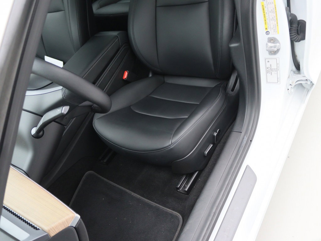 Tesla Model 3 Standard Plus RWD 19