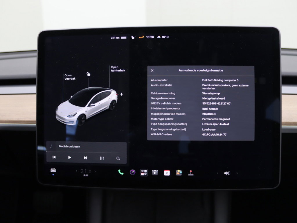 Tesla Model 3 Standard Plus RWD 27