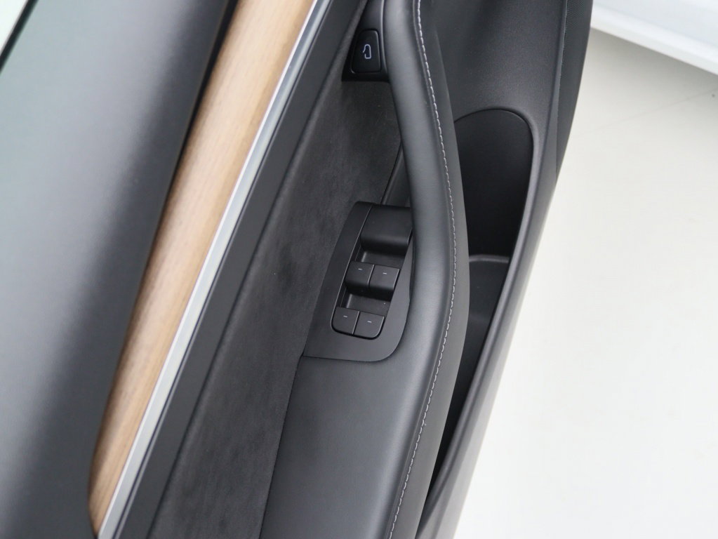 Tesla Model 3 Standard Plus RWD 30