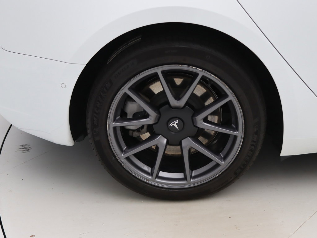Tesla Model 3 Standard Plus RWD 10