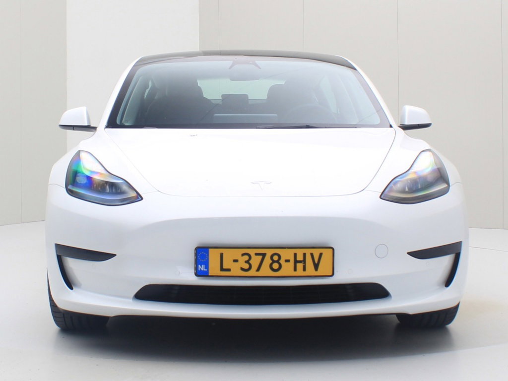 Tesla Model 3 Standard Plus RWD 7