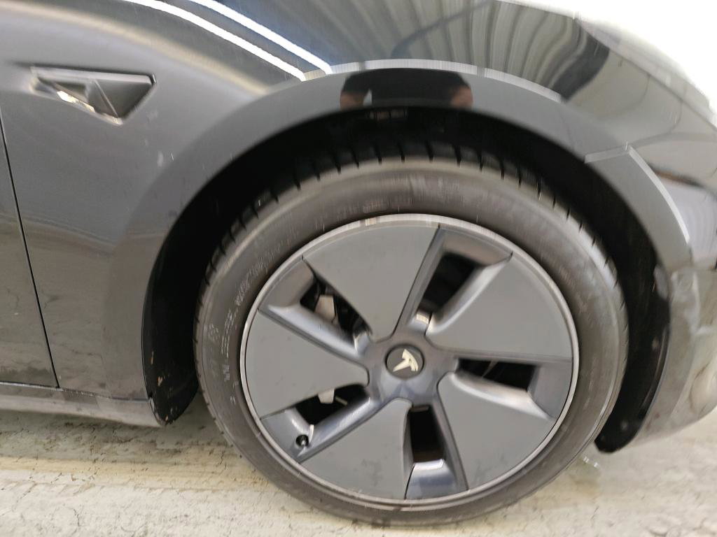 Tesla Model 3 Long-Range AWD 351pk 75 kWh 93.9% SoH FACELIFT [ AUTOPILOT+WARMTEPOMP+620KM WLTP ] 12