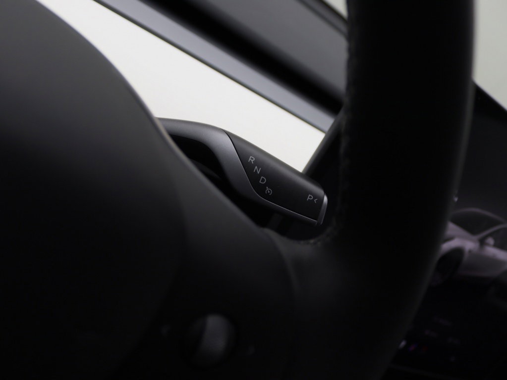 Tesla Model Y 22