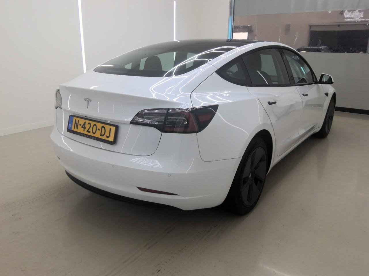 Tesla Model 3 Standard RWD Plus 90.3% SoH FACELIFT [ LFP-ACCU+WARMTEPOMP+AUTOPILOT+PREMIUM AUDIO ] 3
