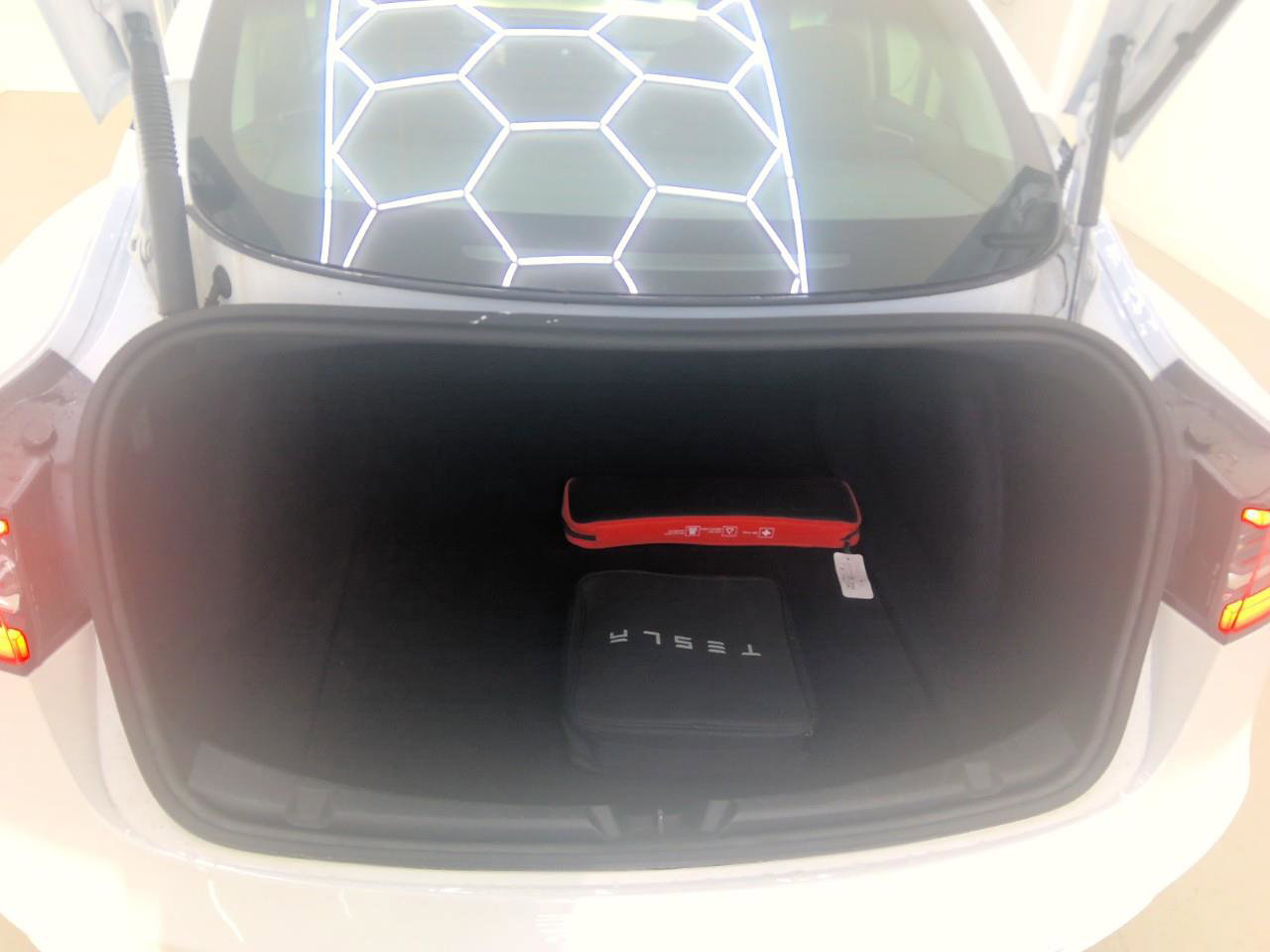 Tesla Model 3 Standard RWD Plus 90.3% SoH FACELIFT [ LFP-ACCU+WARMTEPOMP+AUTOPILOT+PREMIUM AUDIO ] 10