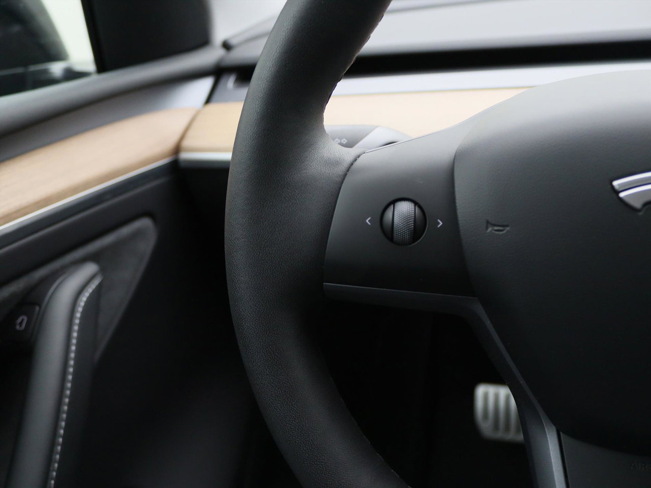 Tesla Model Y Performance 534pk AWD 93% SoH [ 21 INCH+WARMTEPOMP+RYZEN+PREMIUM AUDIO ] 20