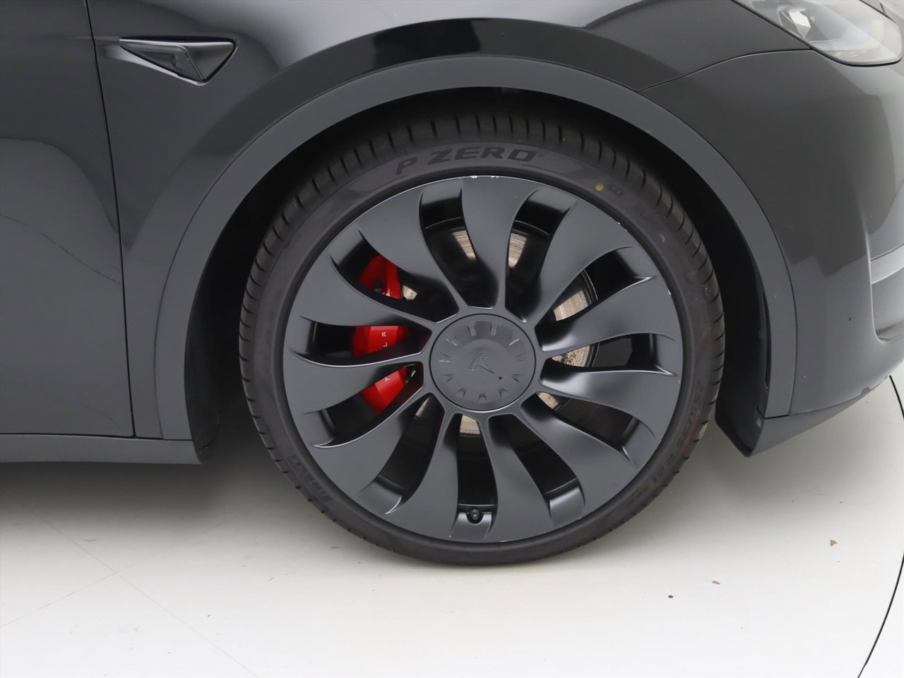 Tesla Model Y Performance 534pk AWD 93% SoH [ 21 INCH+WARMTEPOMP+RYZEN+PREMIUM AUDIO ] 9
