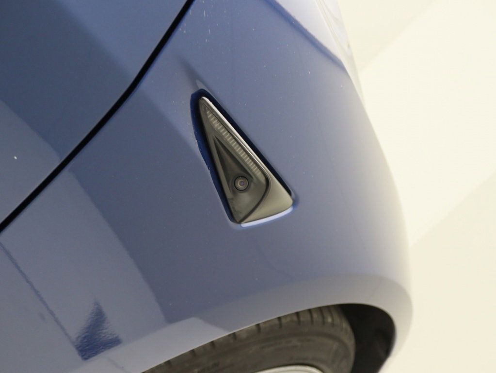 Tesla Model 3 Standard Plus RWD 24