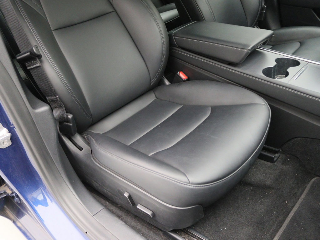 Tesla Model 3 Standard Plus RWD 17