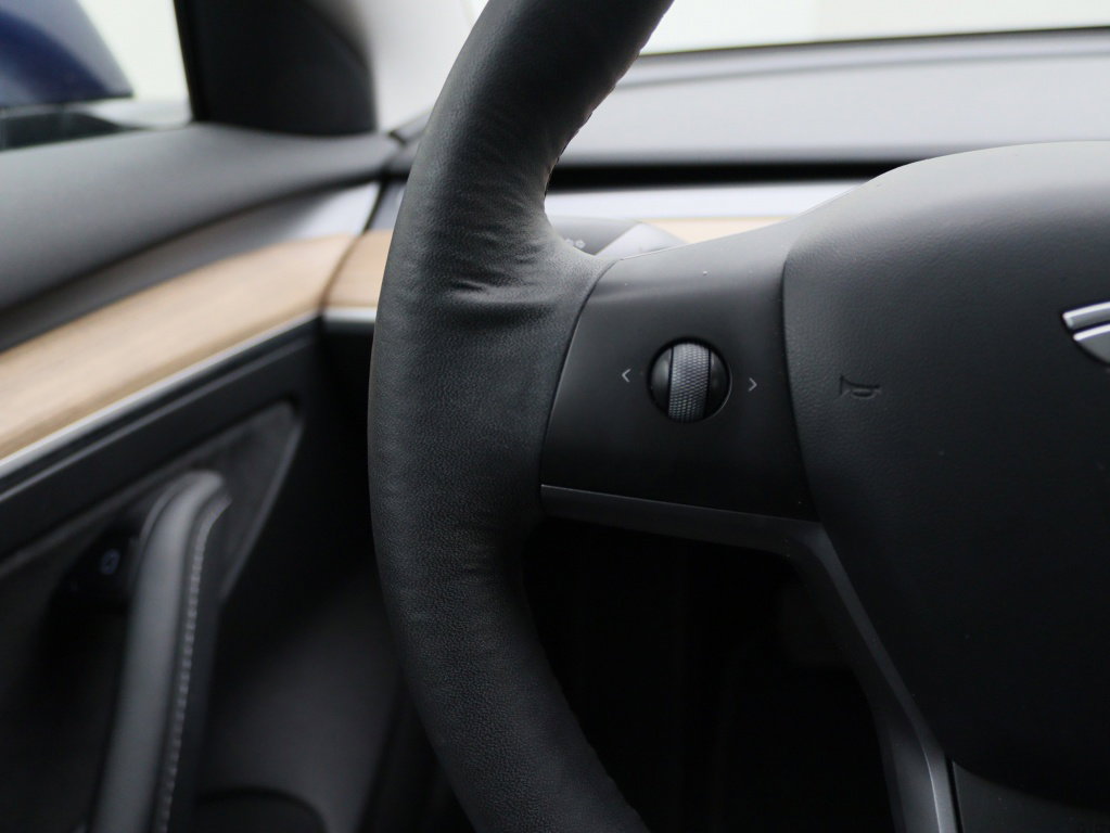Tesla Model 3 Standard Plus RWD 28