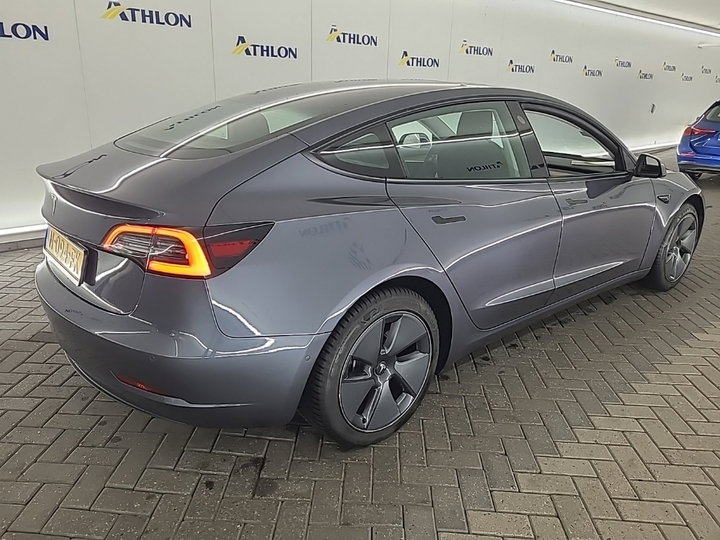Tesla Model 3 Standard RWD Plus 90.5% SoH FACELIFT [ LFP-ACCU+WARMTEPOMP+AUTOPILOT+PREMIUM AUDIO ] 17
