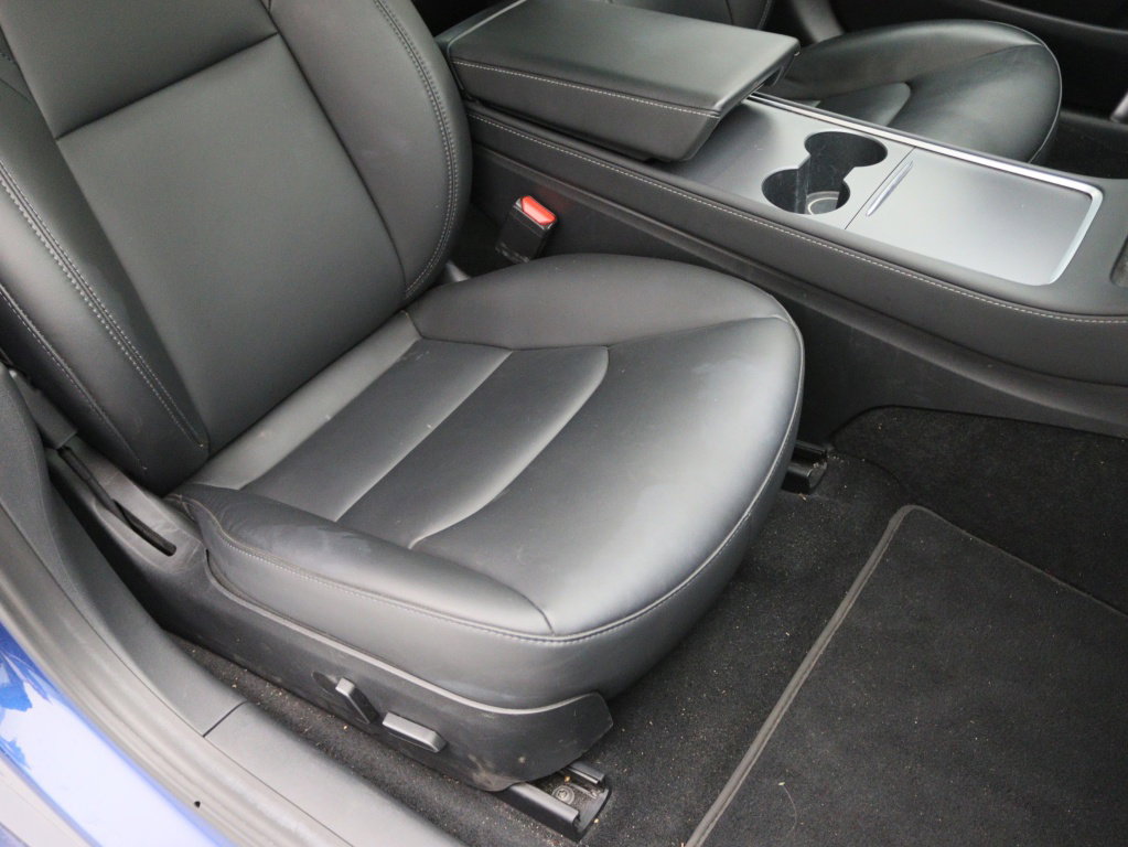 Tesla Model 3 Standard Plus RWD 17