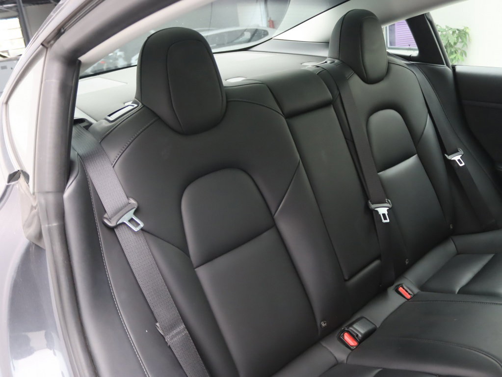 Tesla Model 3 Long-Range Dual Motor AWD 15