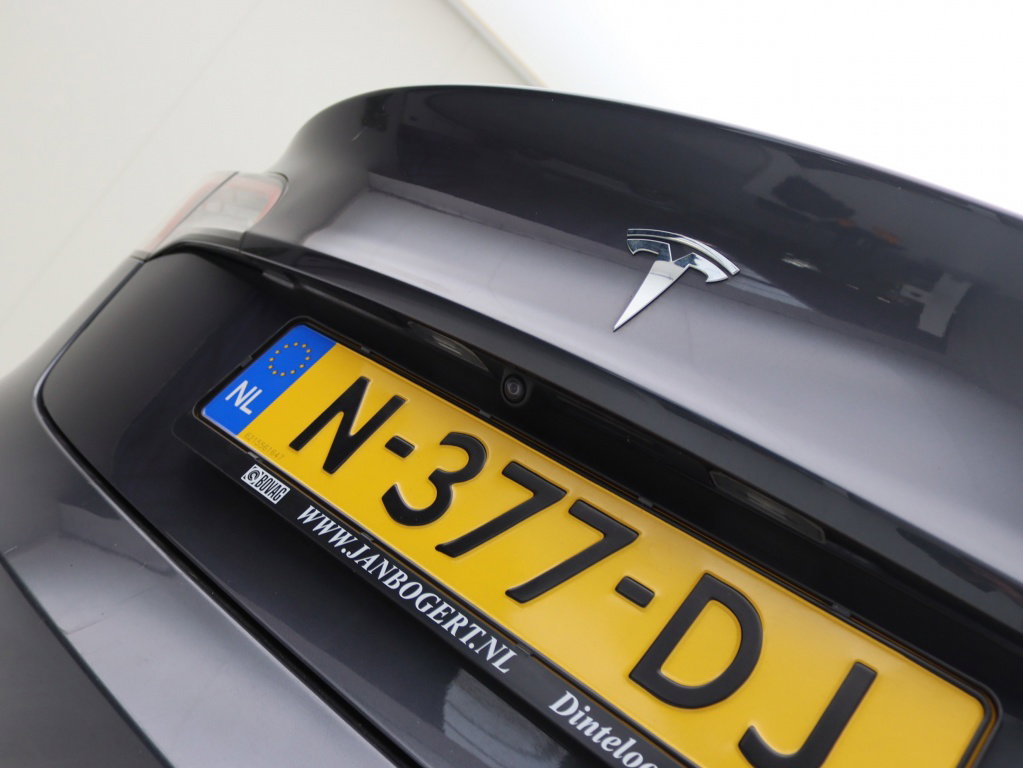 Tesla Model 3 Long-Range Dual Motor AWD 25