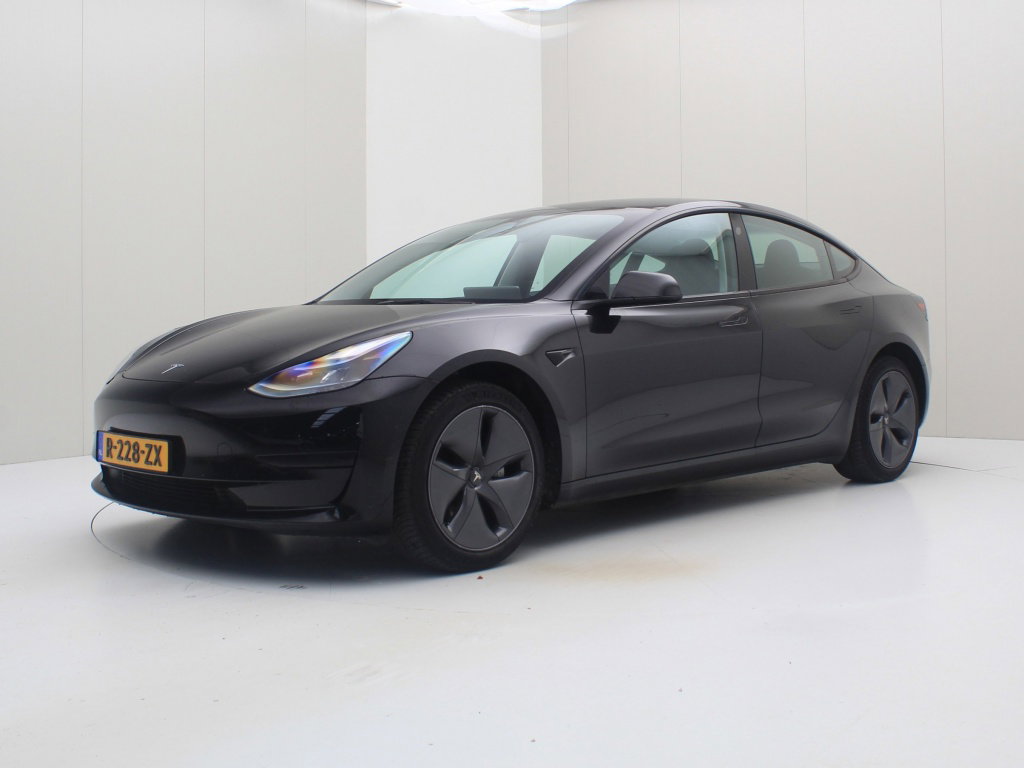 Tesla Model 3 Standard Plus RWD