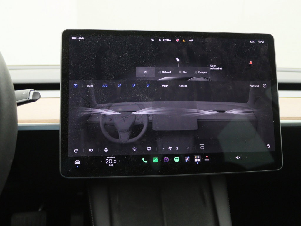 Tesla Model 3 Standard Plus RWD 28