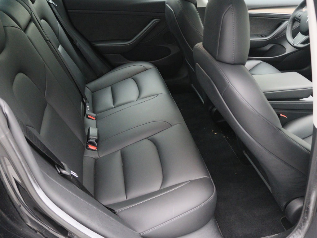 Tesla Model 3 Standard Plus RWD 13