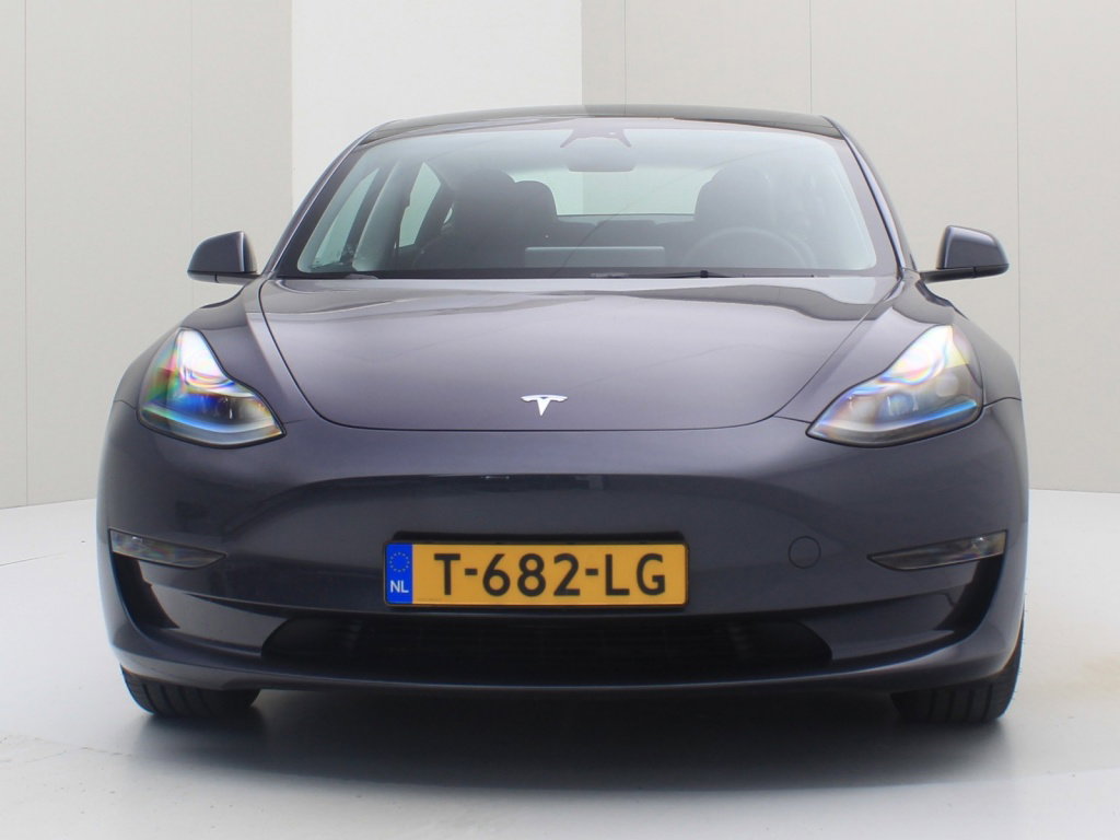 Tesla Model 3 Long-Range Dual Motor AWD 6