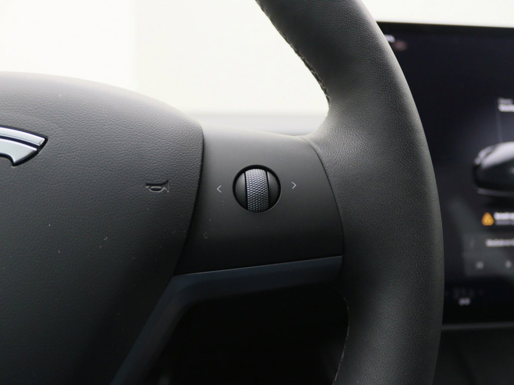Tesla Model 3 Long-Range Dual Motor AWD 22