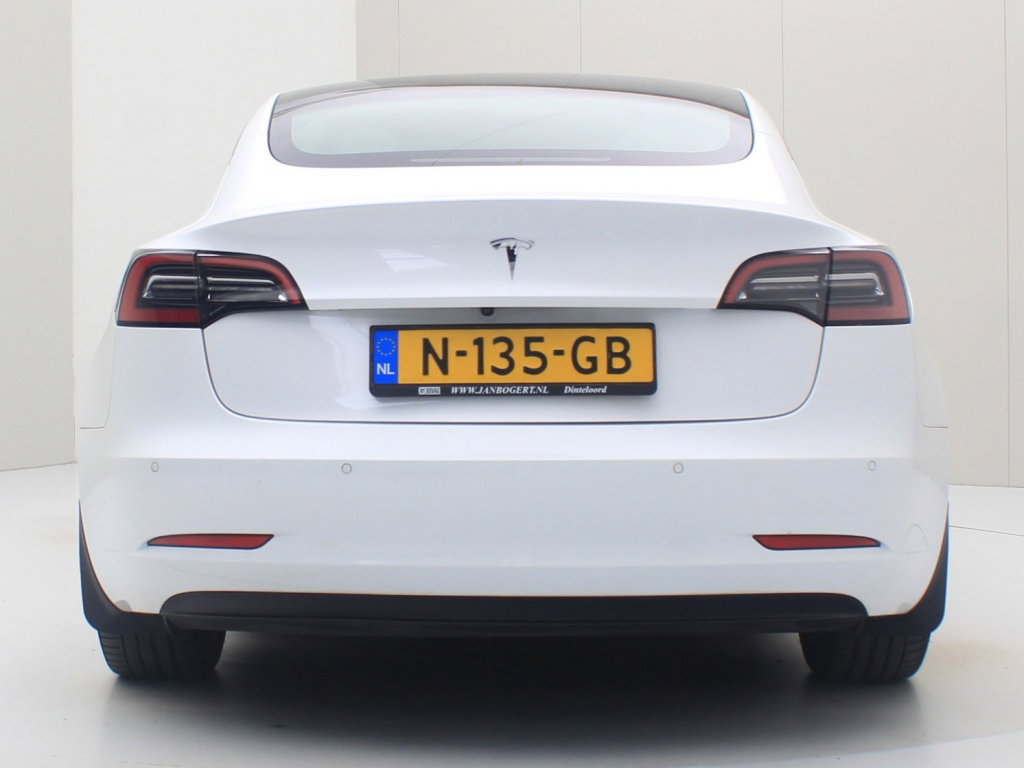 Tesla Model 3 Long-Range Dual Motor AWD 7