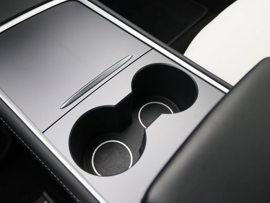 Tesla Model 3 Long-Range Dual Motor AWD 30