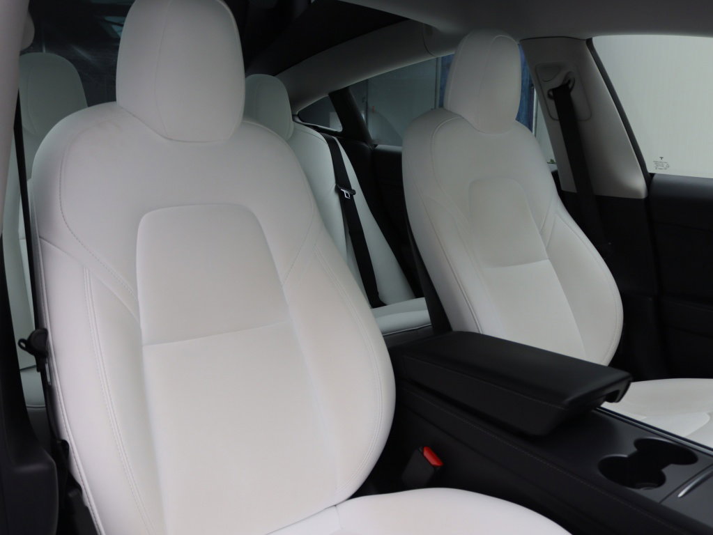 Tesla Model 3 Long-Range Dual Motor AWD 15