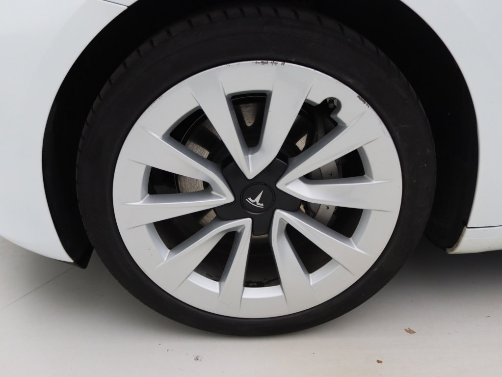 Tesla Model 3 Standard Plus RWD 11