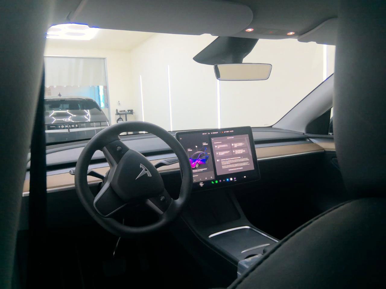 Tesla Model Y Standard RWD Plus 94.7% SoH [ HW4+AMD RYZEN+AUTOPILOT+19 INCH+PREMIUM AUDIO ] 4