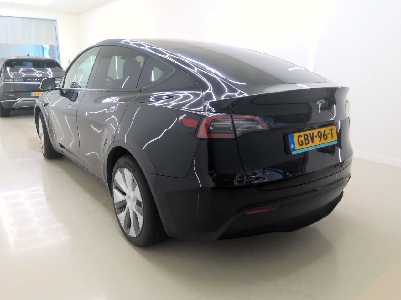 Tesla Model Y Standard RWD Plus 94.7% SoH [ HW4+AMD RYZEN+AUTOPILOT+19 INCH+PREMIUM AUDIO ] 6