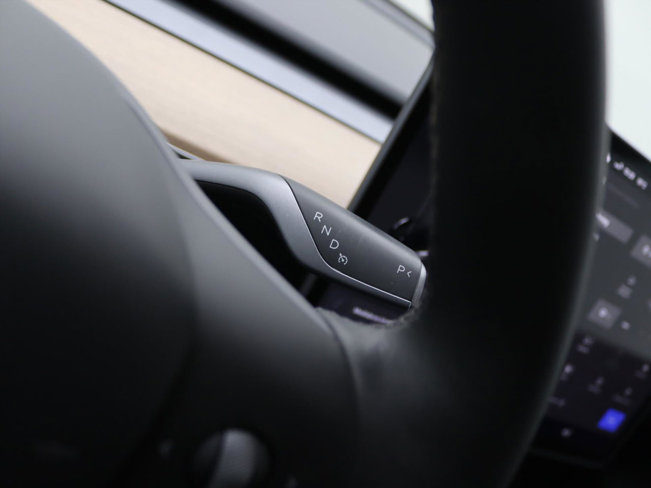 Tesla Model Y Long Range 345pk AWD 22