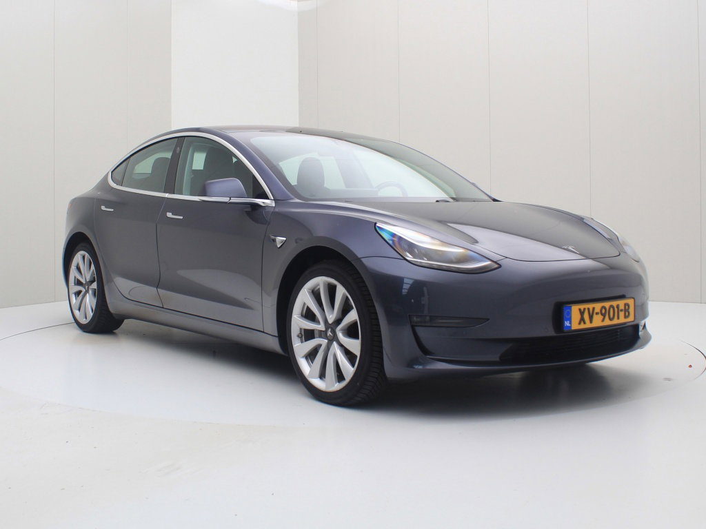 Tesla Model 3 Long-Range Dual Motor AWD 5