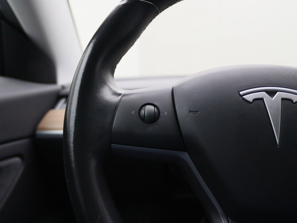 Tesla Model 3 Long-Range Dual Motor AWD 22