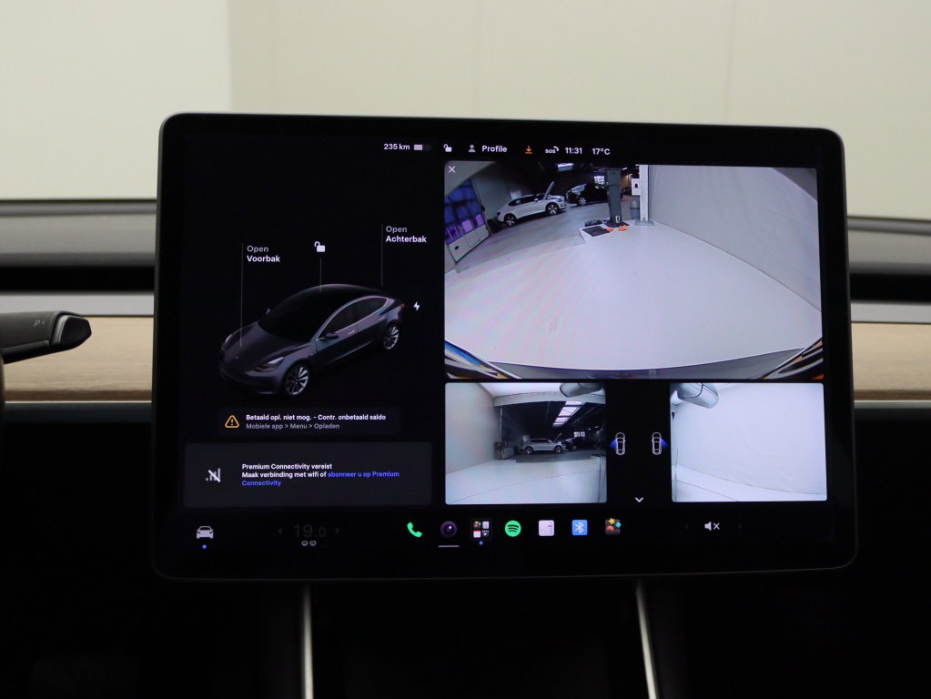 Tesla Model 3 Long-Range Dual Motor AWD 26