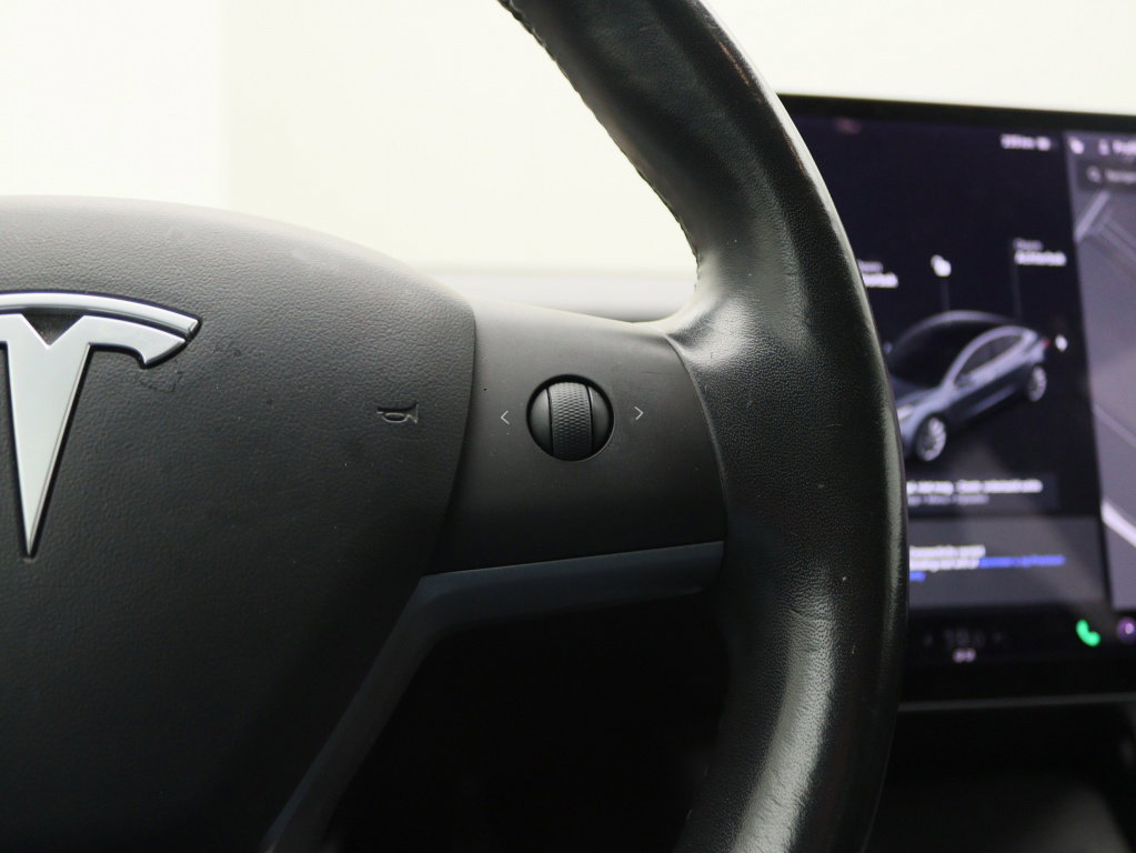 Tesla Model 3 Long-Range Dual Motor AWD 23