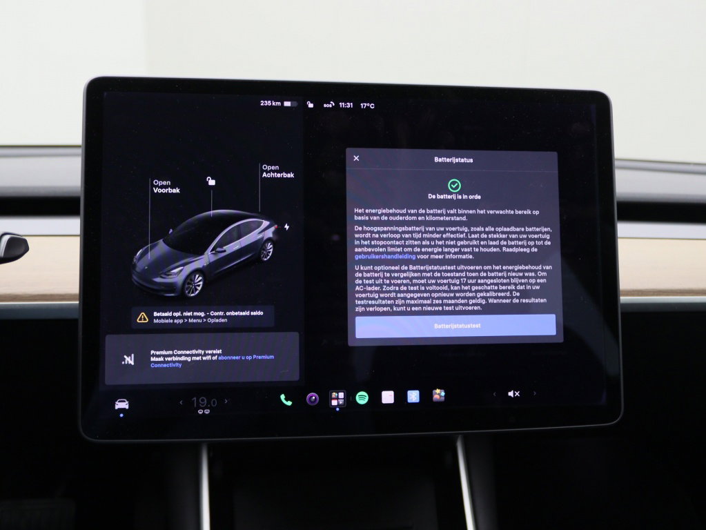 Tesla Model 3 Long-Range Dual Motor AWD 29