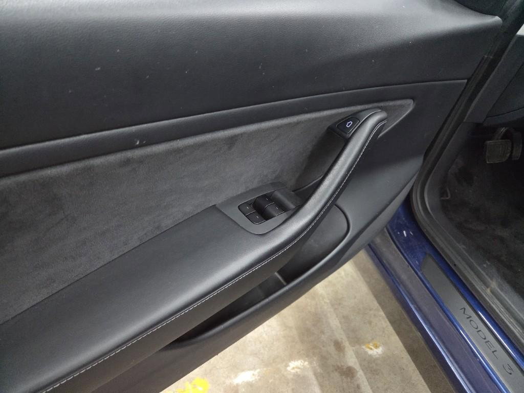 Tesla Model 3 Long-Range Dual Motor AWD 10