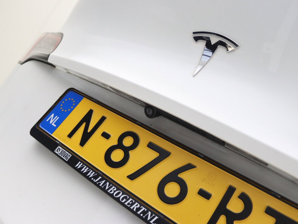 Tesla Model Y Long Range 345pk AWD 24