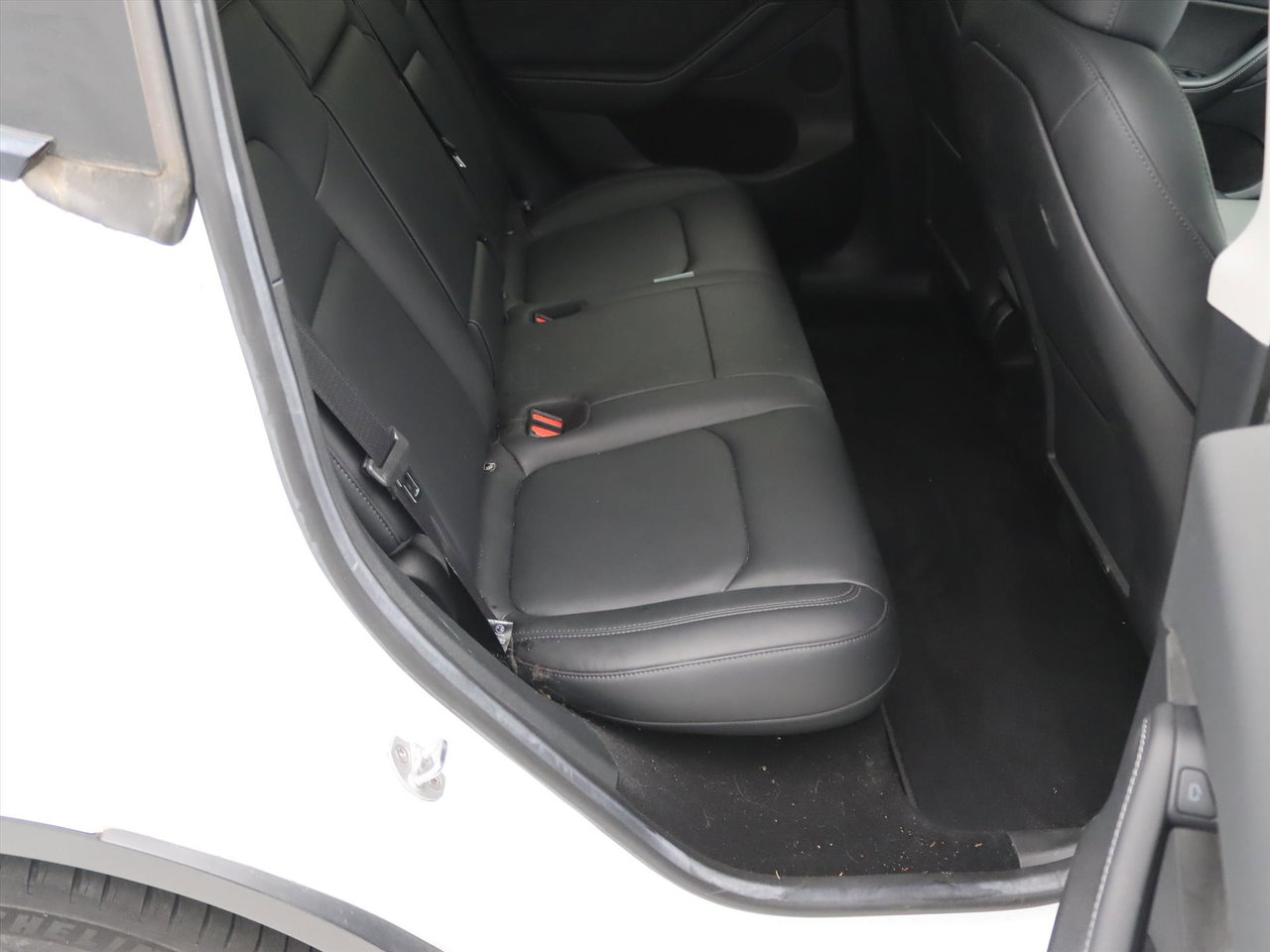 Tesla Model Y Standard RWD Plus 90,8% SoH [ AMD RYZEN+AUTOPILOT+20 INCH+PREMIUM AUDIO 13