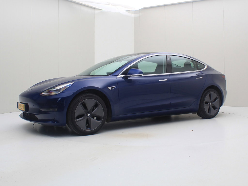 Tesla Model 3 Standard Plus RWD 8