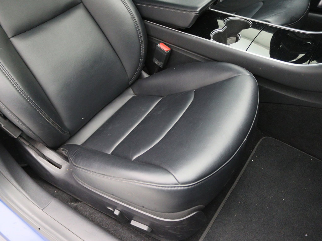 Tesla Model 3 Standard Plus RWD 16