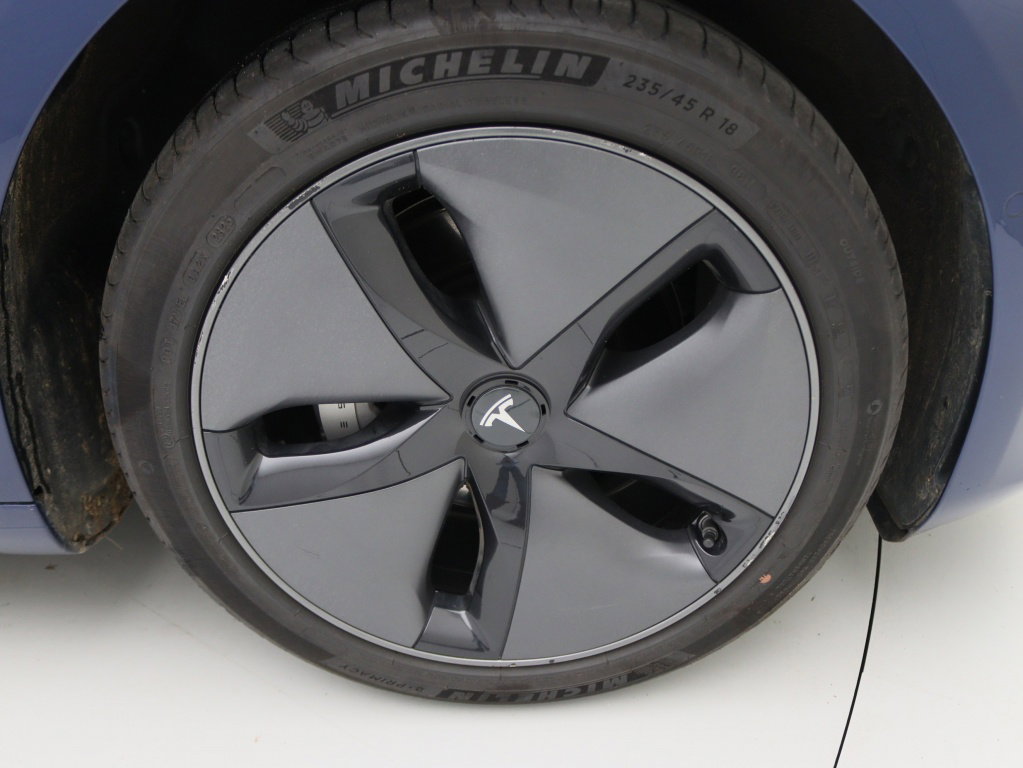 Tesla Model 3 Standard Plus RWD 10