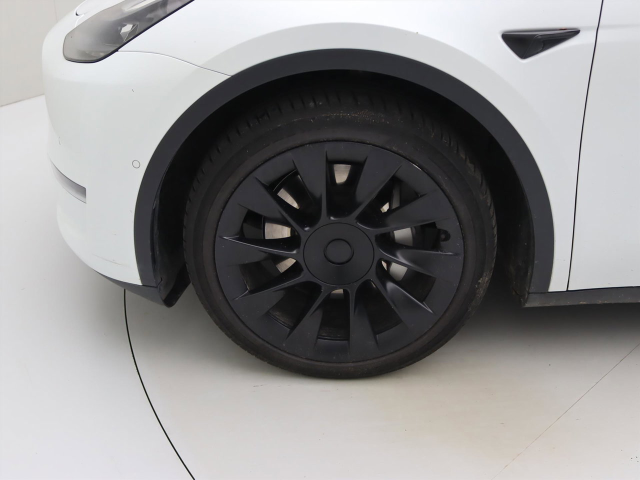 Tesla Model Y Long Range 351pk AWD [ FSD+WIT LEDER+TREKHAAK+20 INCH+PREMIUM AUDIO ] 22