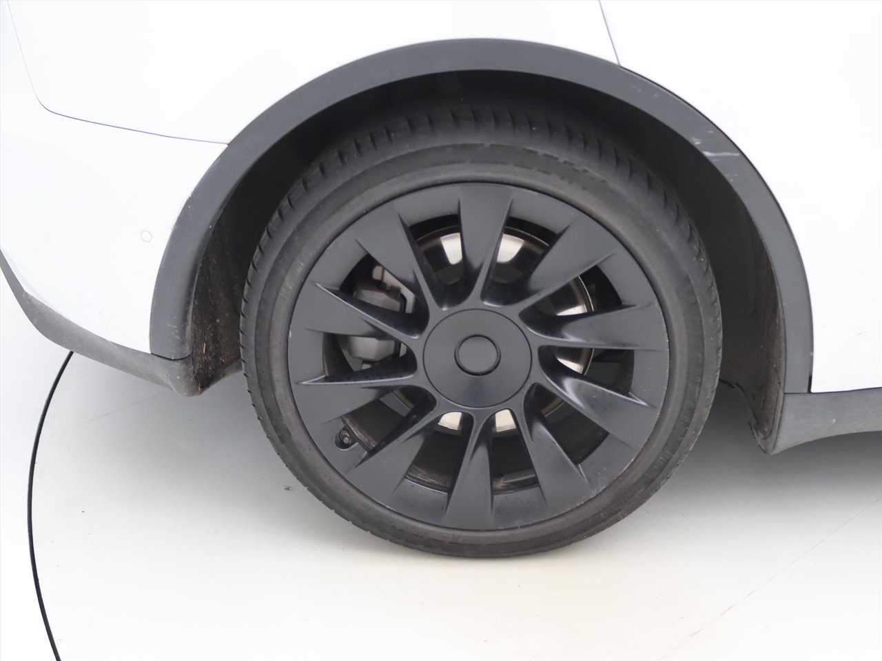Tesla Model Y Long Range 351pk AWD [ FSD+WIT LEDER+TREKHAAK+20 INCH+PREMIUM AUDIO ] 12