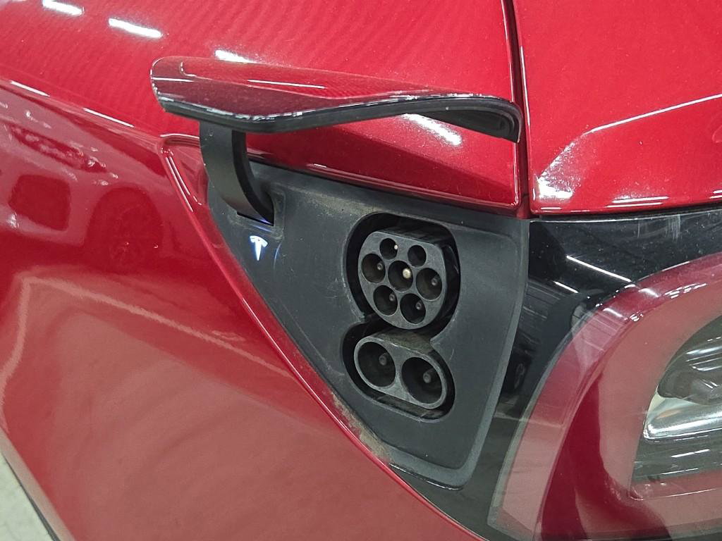 Tesla Model 3 Long-Range AWD 351pk 75 kWh FACELIFT [ AUTOPILOT+WARMTEPOMP+620KM WLTP ] 27