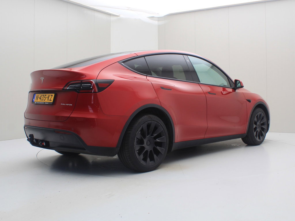 Tesla Model Y Long Range 345pk AWD 2
