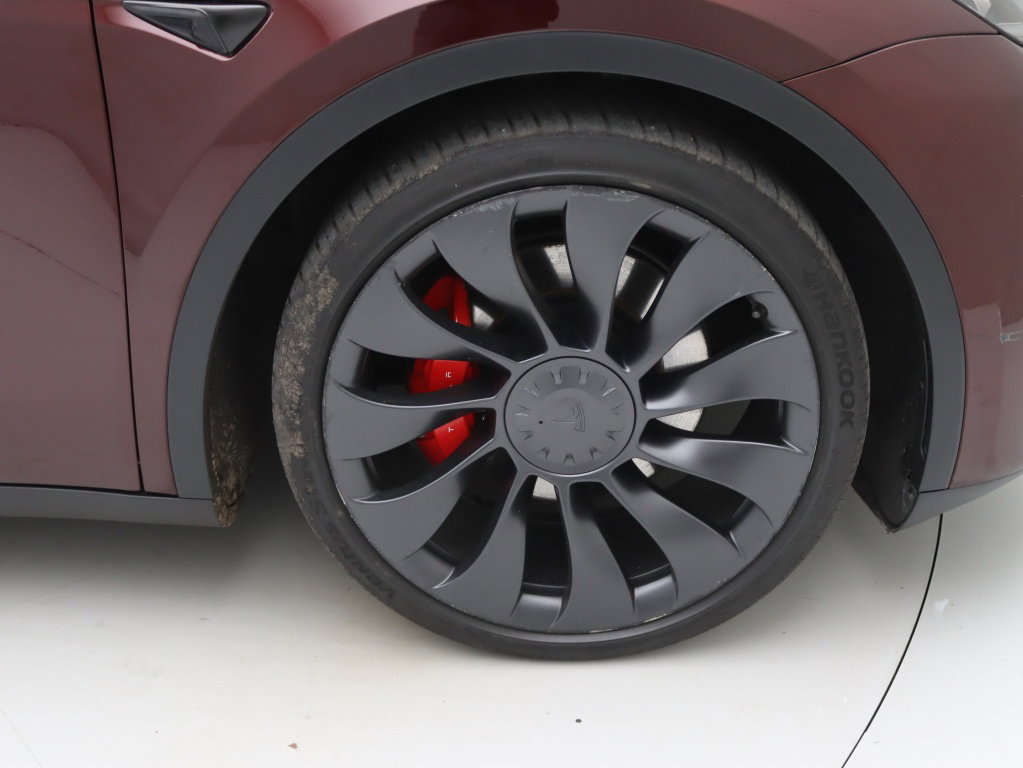 Tesla Model Y Performance 450pk AWD 20