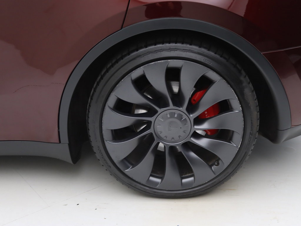 Tesla Model Y Performance 450pk AWD 22